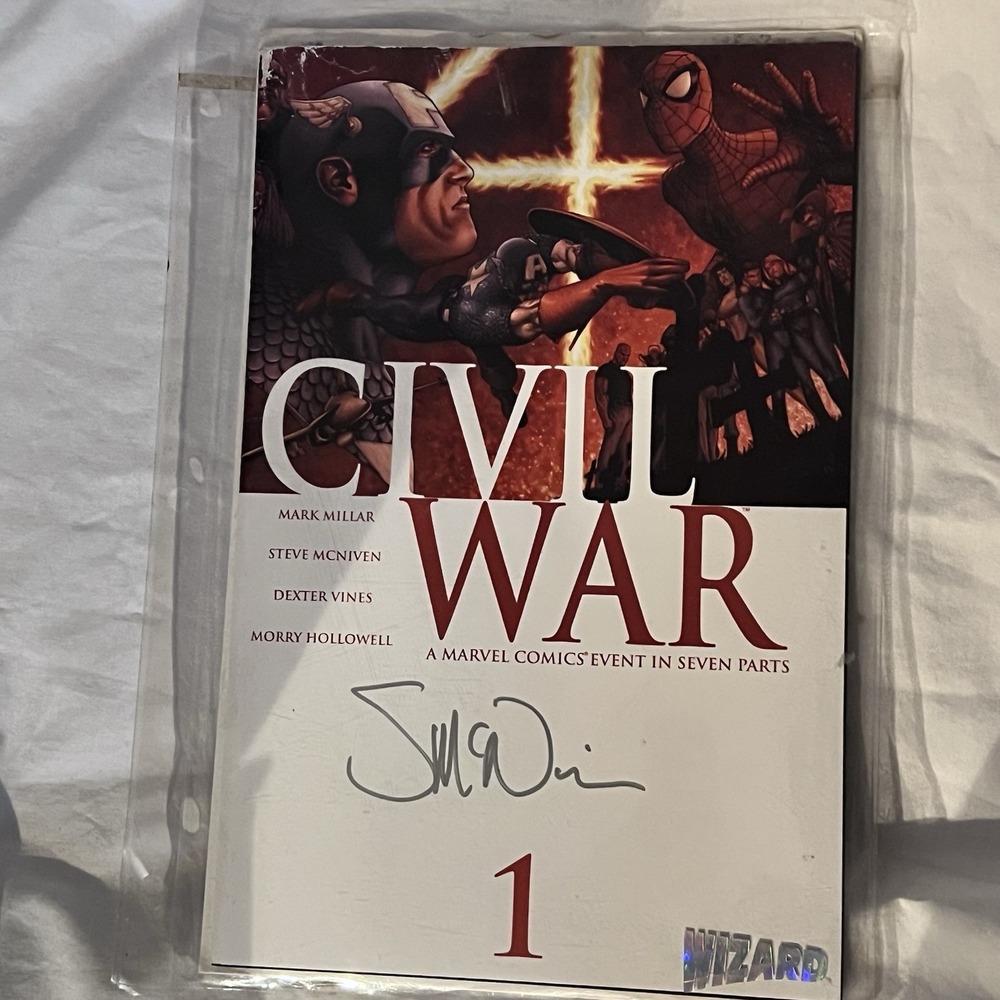 Civil War #1 Signed by Steve McNiven 2006 Certificate Of Authenticity COA Comic
